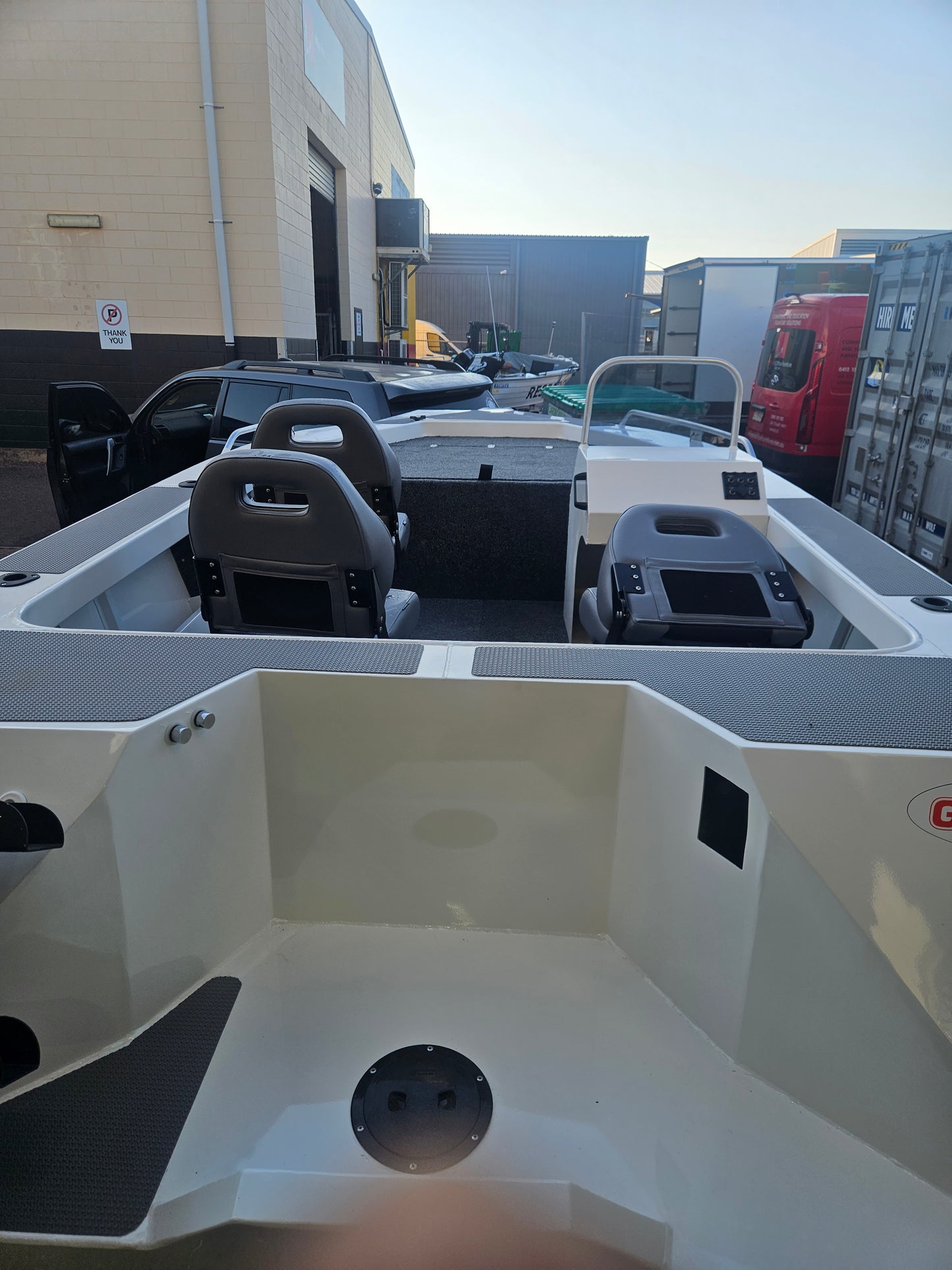 Relaxan Seats to suit all models of boat
